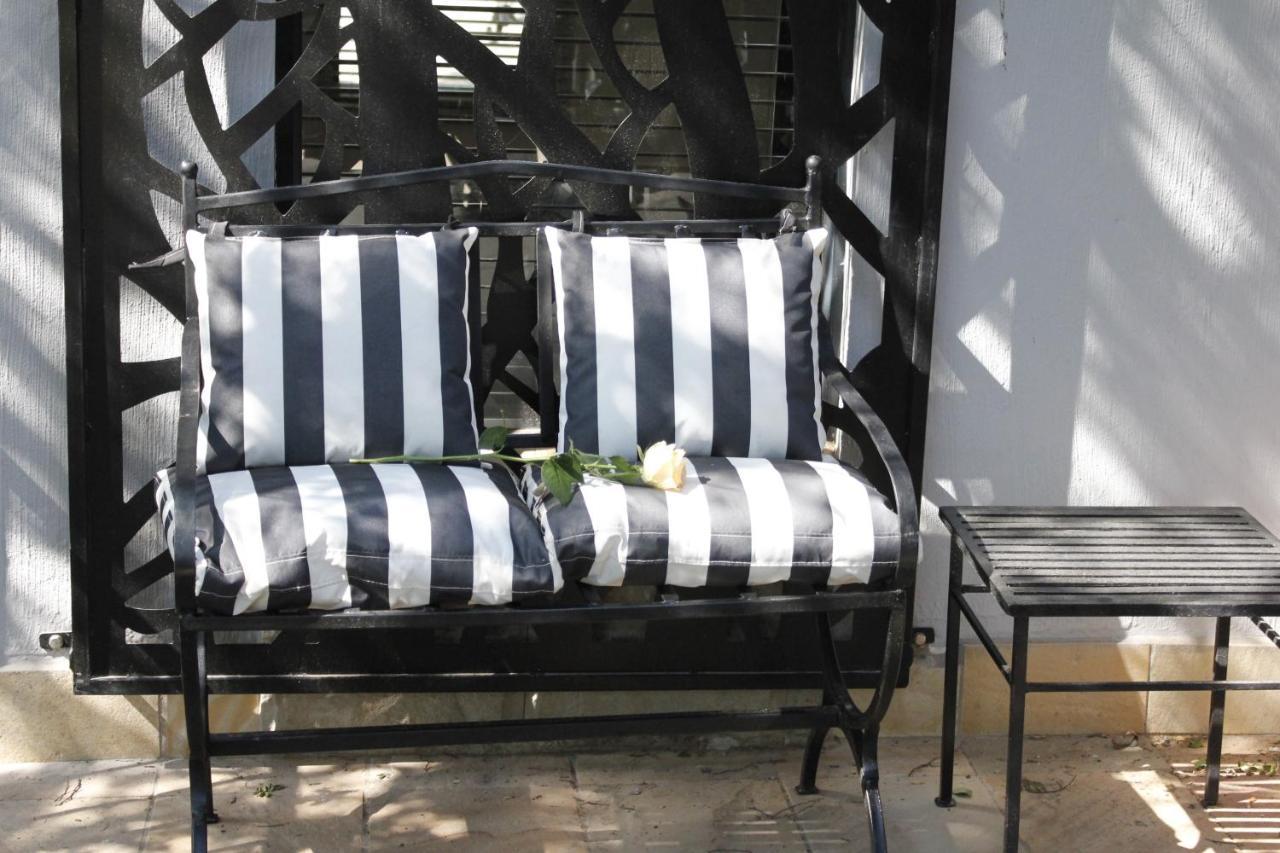 Le Grant Guesthhouse Aparthotel Kroonstad Exterior foto