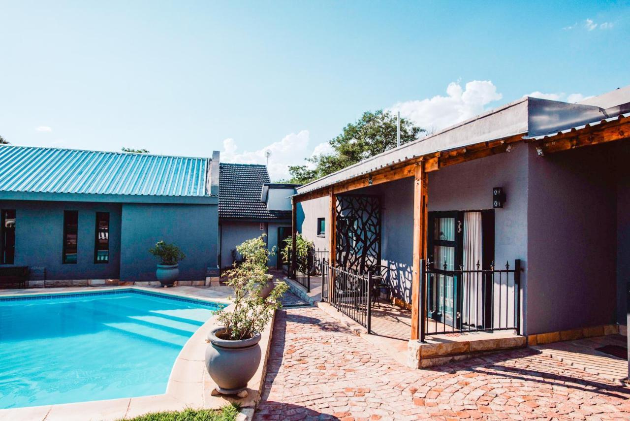 Le Grant Guesthhouse Aparthotel Kroonstad Exterior foto