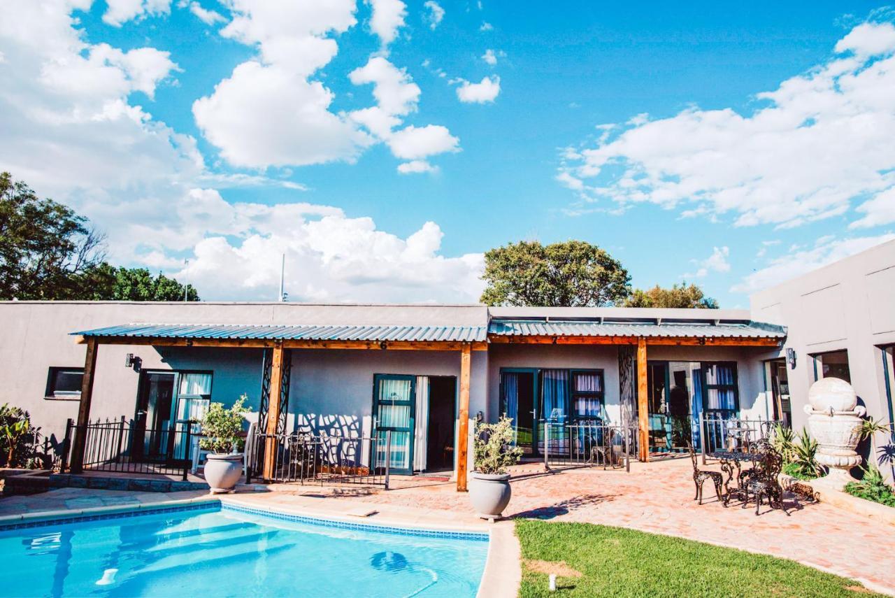 Le Grant Guesthhouse Aparthotel Kroonstad Exterior foto